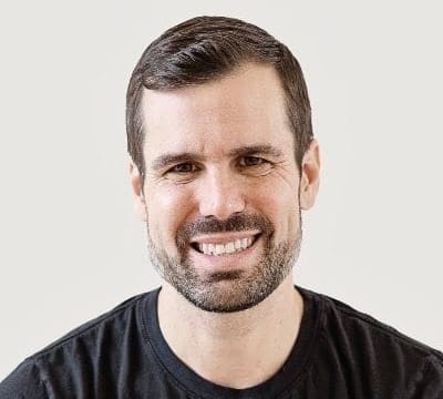 ZdoP1EaH_400x400 (1).jpg