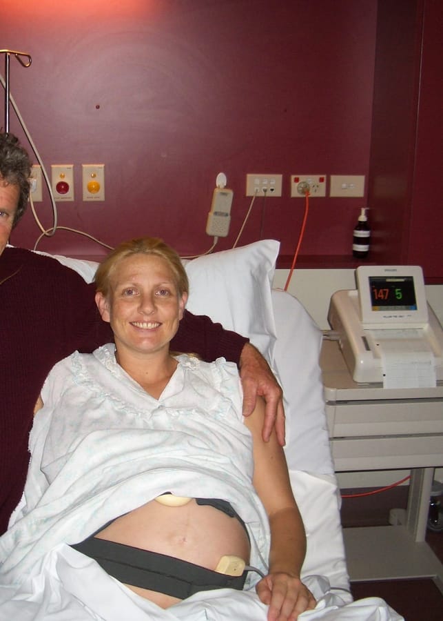 natalie with electral fetal monitors in labour for fox.JPG