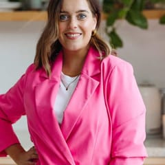 laura modern doula image.jpg