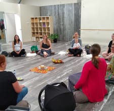 birth story circle 29.11.2021.jpg