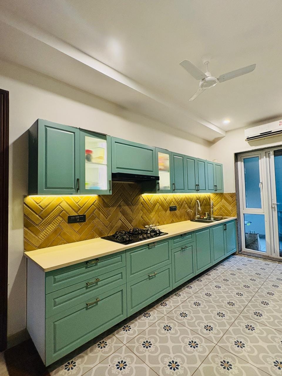 7-WhatsApp Image 2025-11-24 at 20.50.31.jpeg