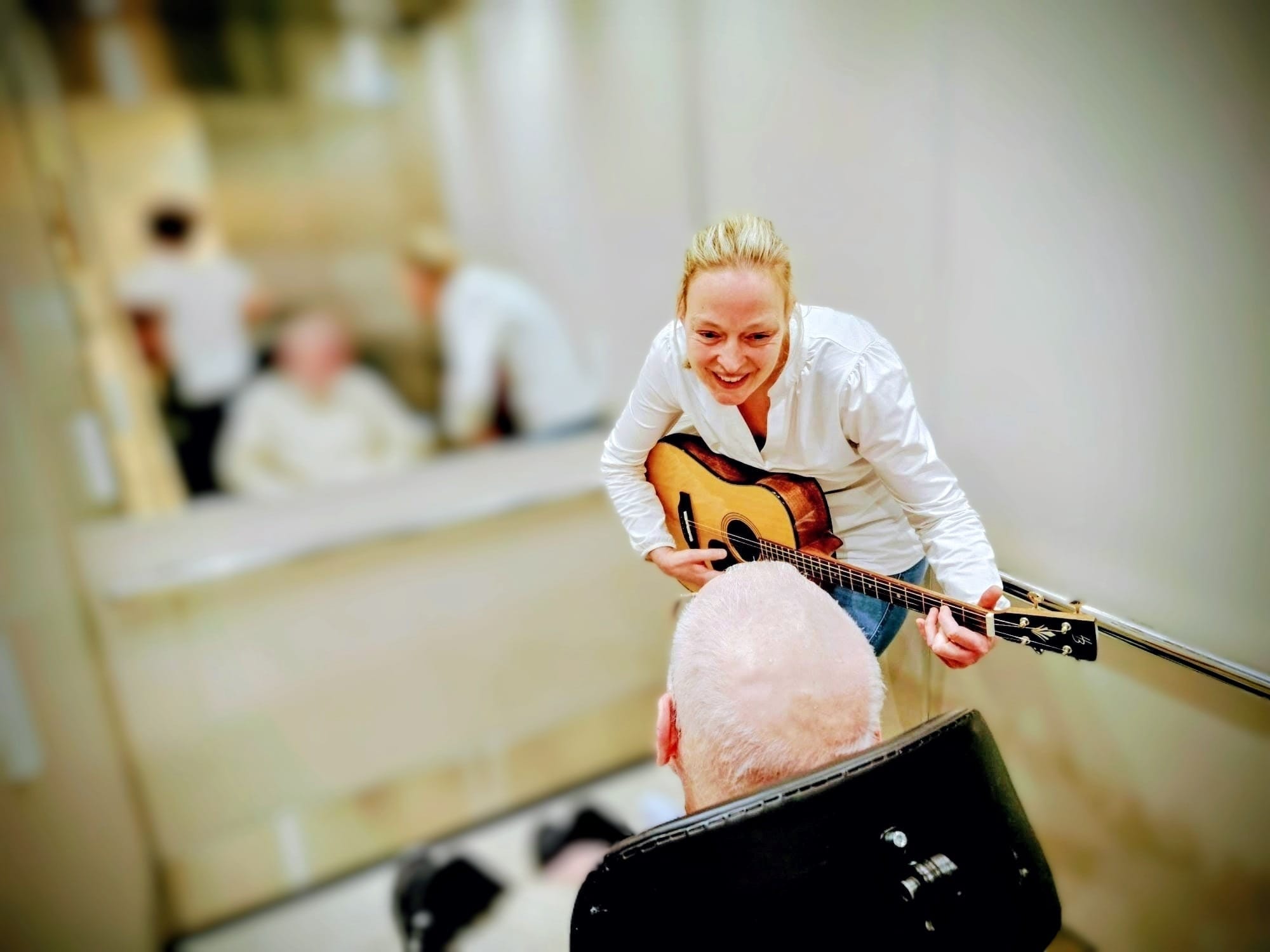 impact met impro: zorgmuzikant Inge de Boer.jpg