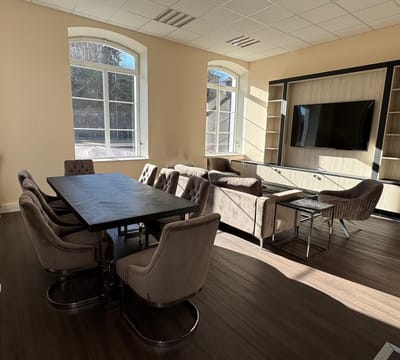 atelier-des-sucs-salle-reunion-privatisable-ecran-tv-le-puy-en-velay.jpeg