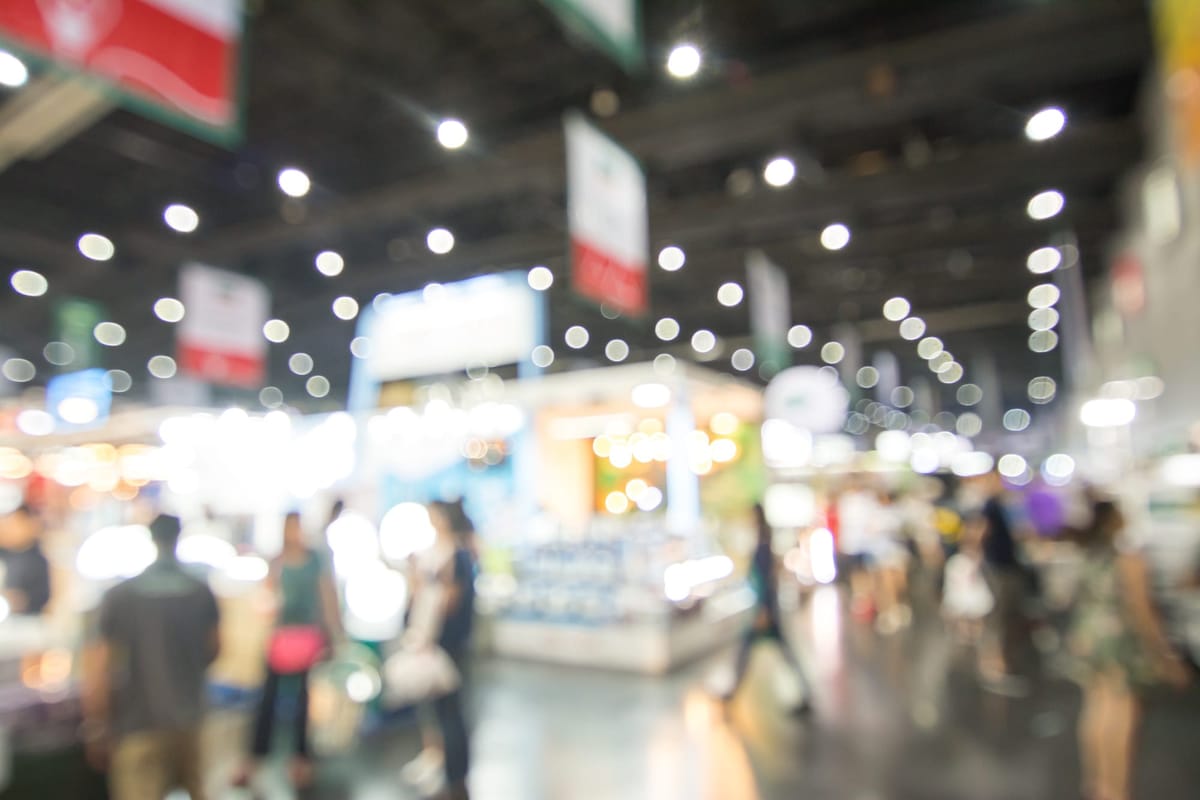 tradeshow floor - busy - blurred.jpg
