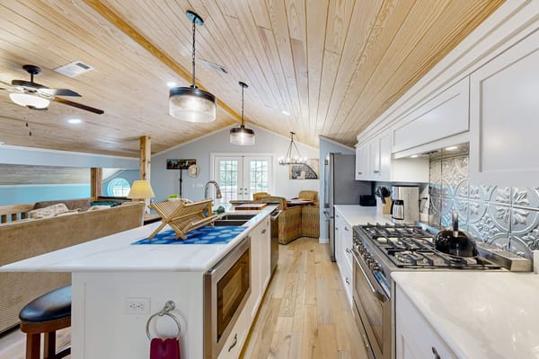 Barn loft kitchen dining area
