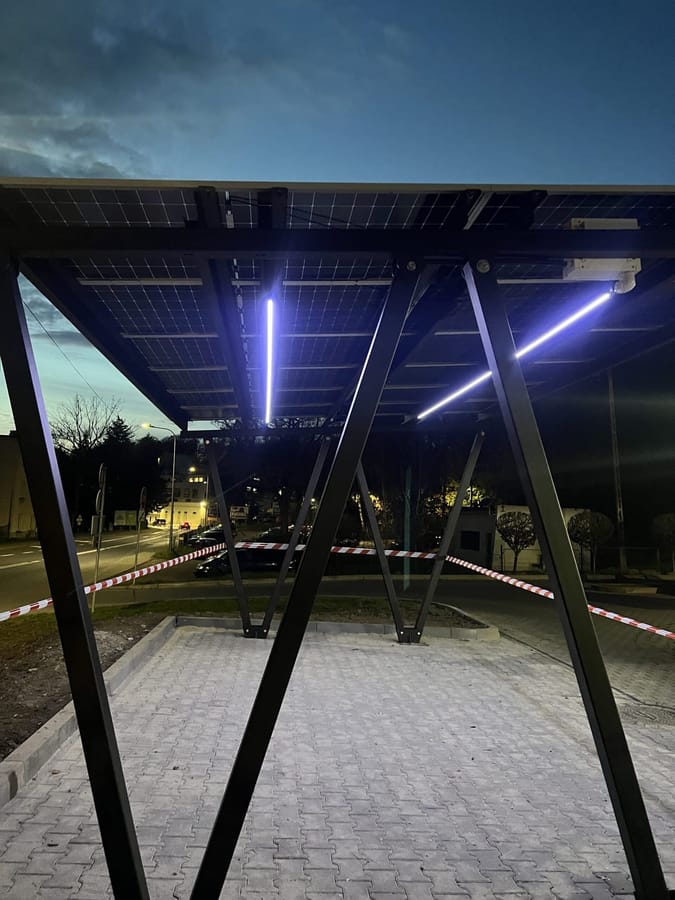 fotowoltaika dla firm caporty jednostanowiskowe i dwustanowiskowe.jpg