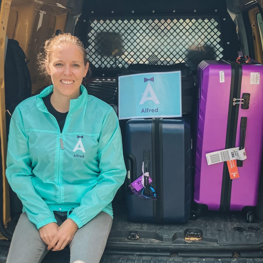 Alfred Luggage Delivery France (1).jpg