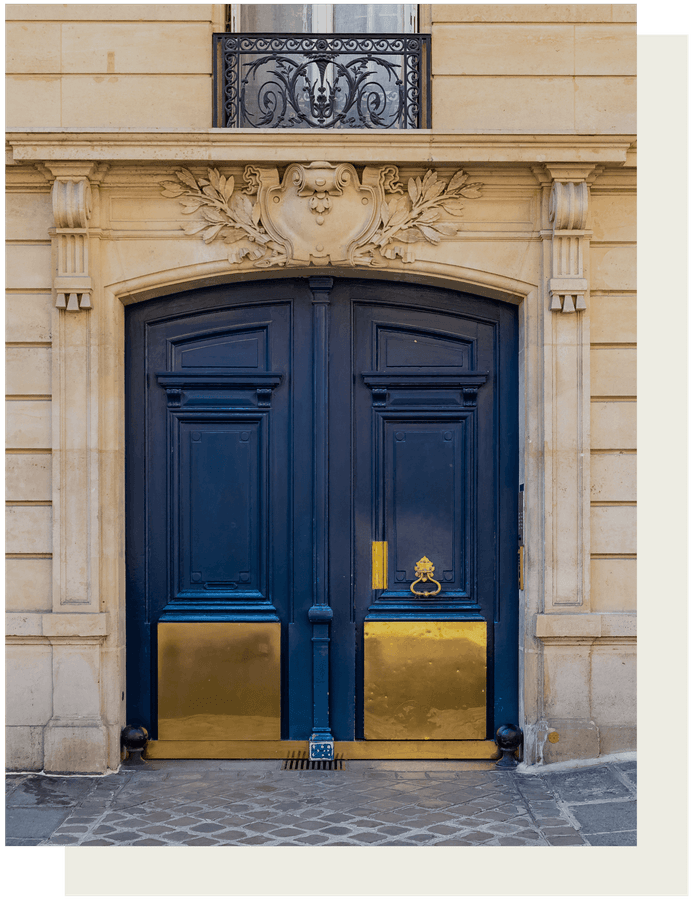 Porte d'un immeuble haussemanien