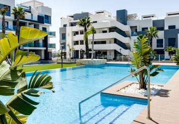 1-Piloto-6-880x660 costa blanca 25 000.jpg