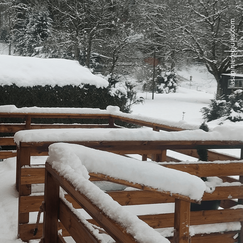 Carte de vœux carrée nouvel an géométrique colorée (24).png