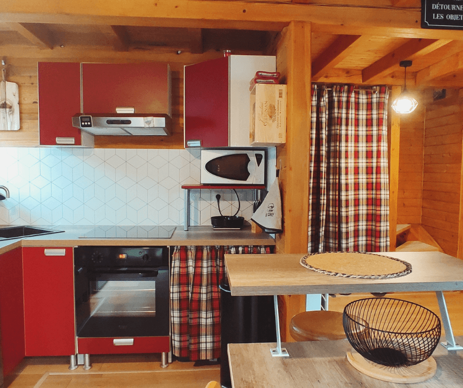 Emerald Green QR Code Website Business Facebook Post (3).png