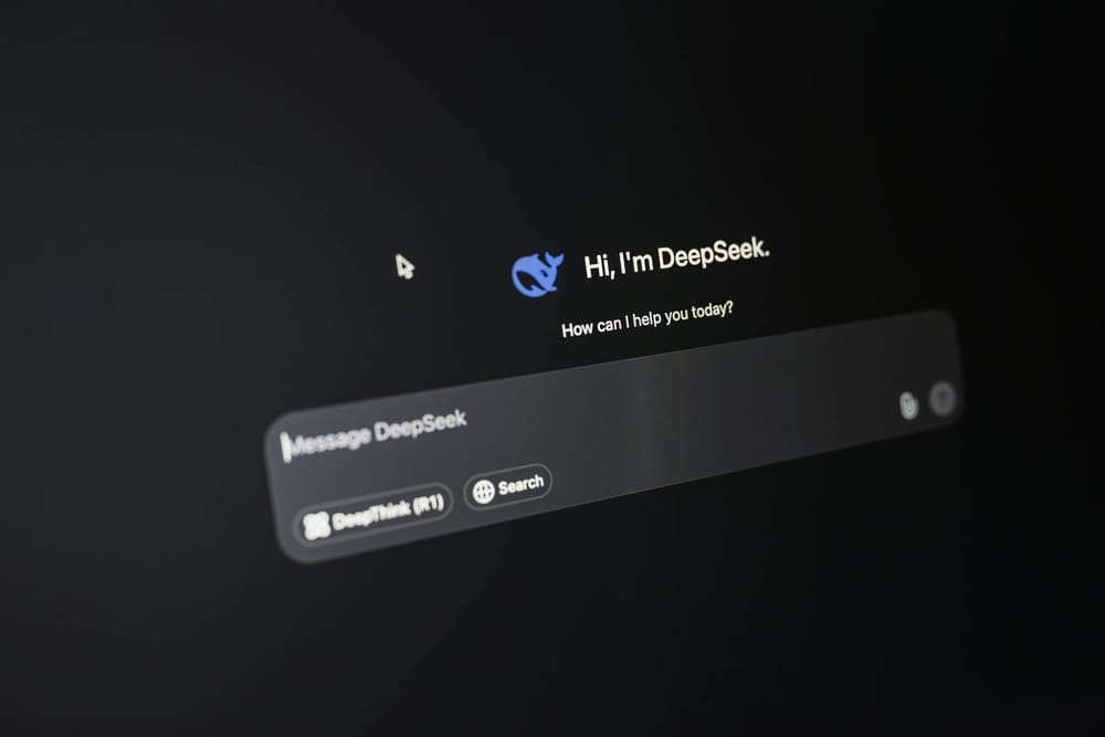 deepseek-ai-chat-interface-on-dark-screen.jpg