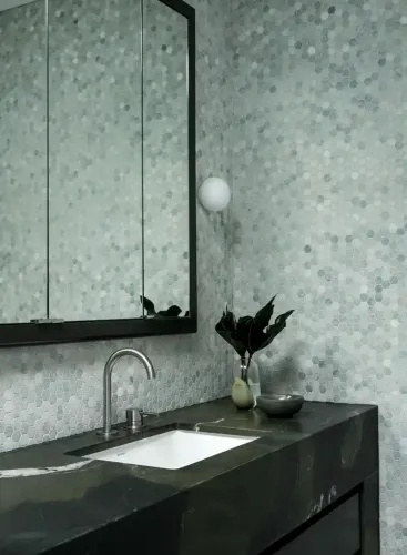 Catherine-St-bathroom-style-by-Pamment-Projects-builders-in-Sydney.webp