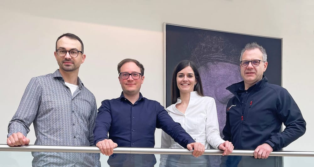 Credit i.safe MOBILE Senseven 2.jpg