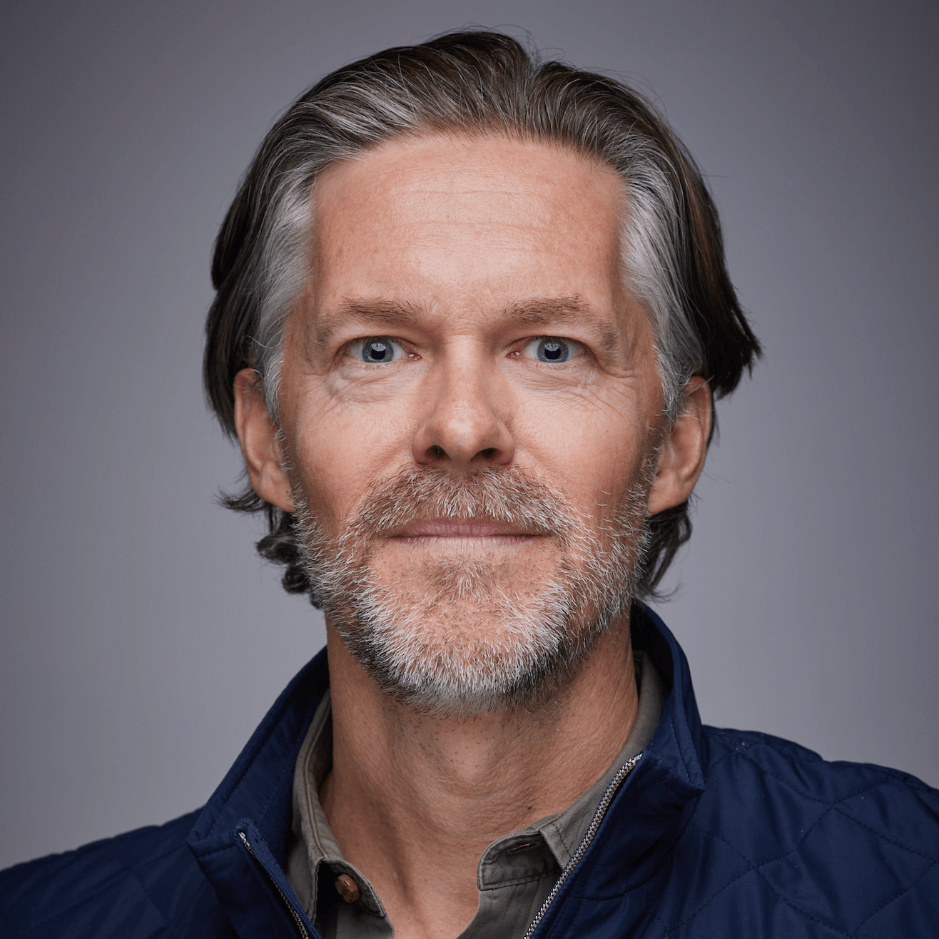 Matt Brady headshot square 2025.png