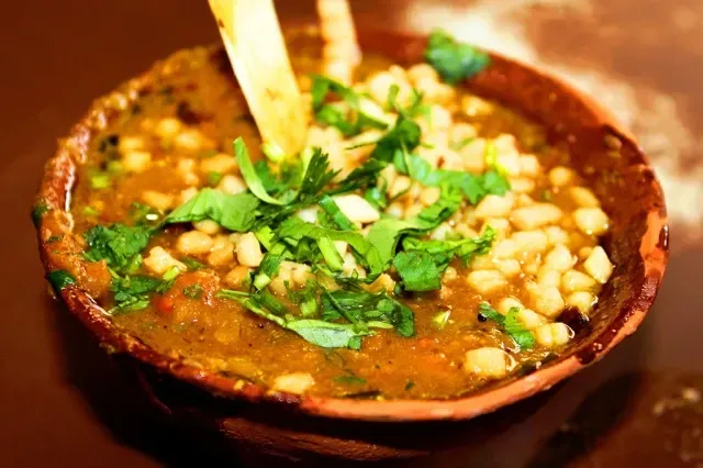 tamatar-chaat-indian-foods-street-foods-varanasi-banaras-kashi.webp