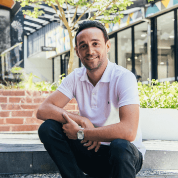 Carl (800 x 800 px) (1).png