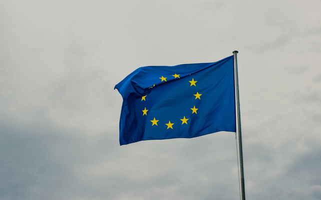 image-drapeau-europe.png