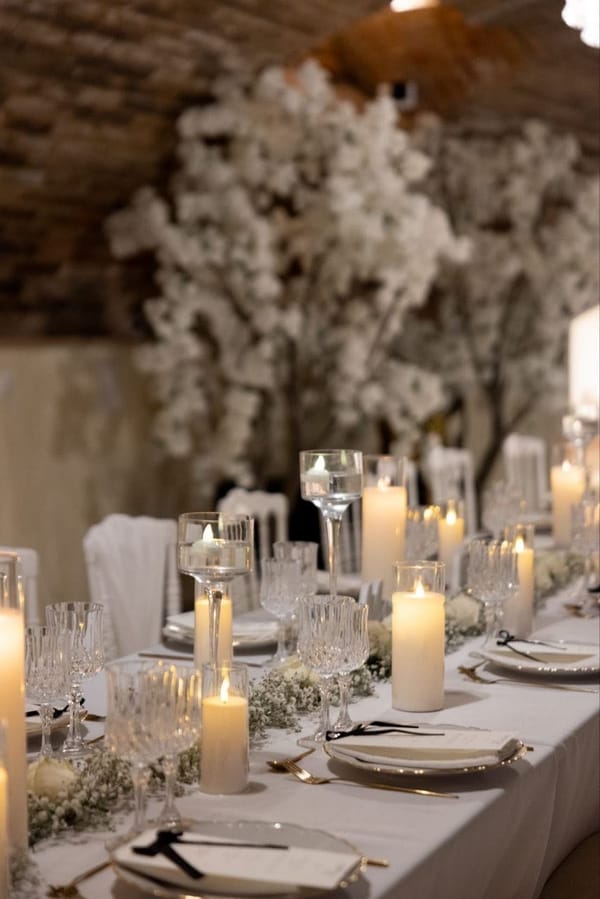 Salle de réception mariage décorée pour un petit comité près de Strasbourg