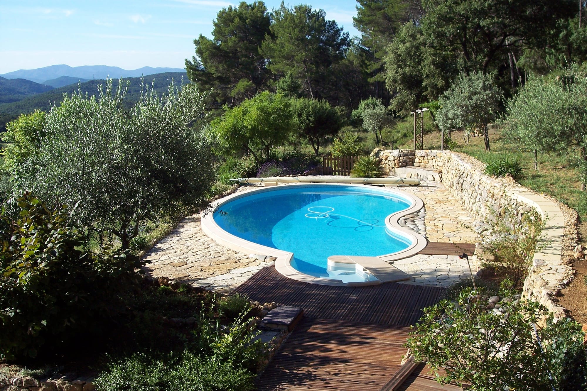PISCINE.JPG