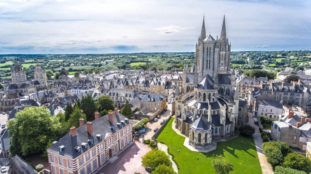 coutances.jpg