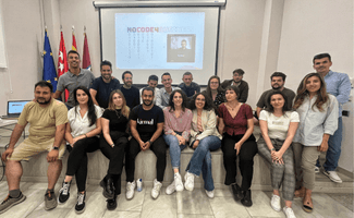 Erasmus+ (2).png